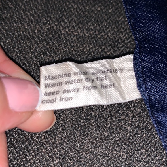 Scarf - Picture 4 of 5